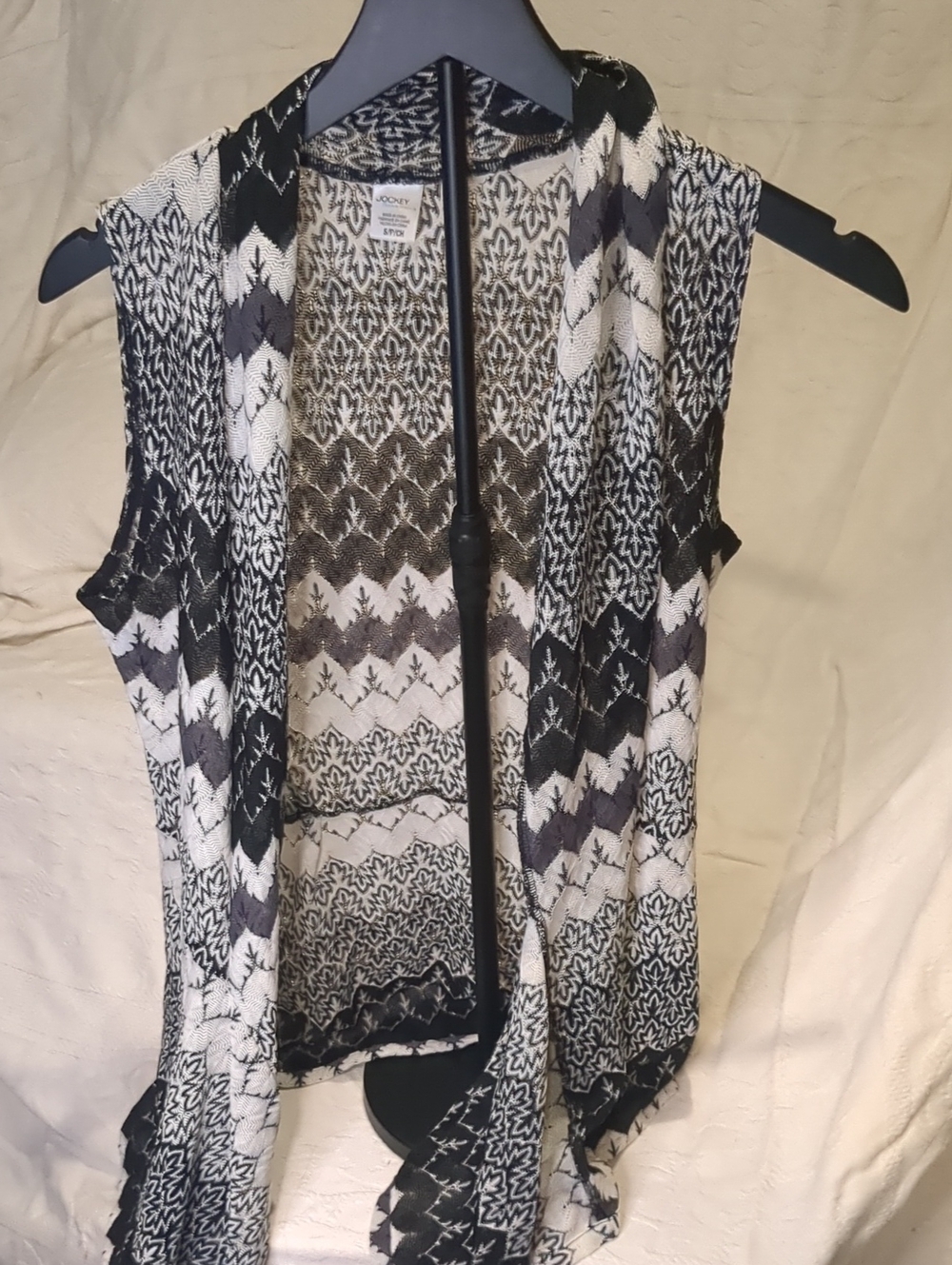 Jockey P2P Sleeveless Open-Front Knit Vest in Black, Gray & White